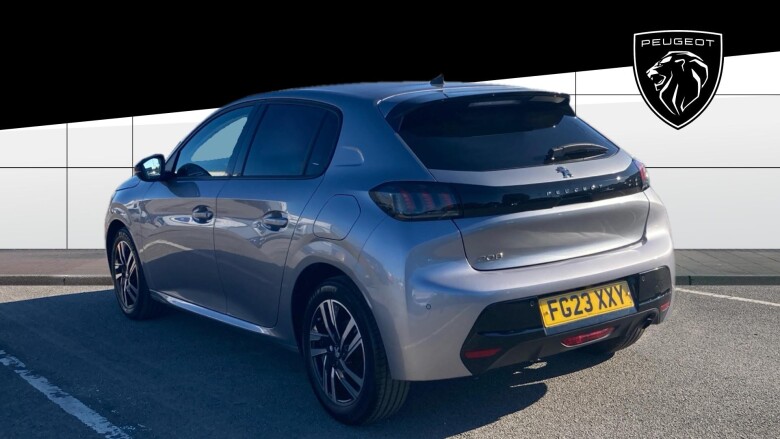 Peugeot 208 1.2 PureTech 100 Allure Premium + 5dr Petrol Hatchback